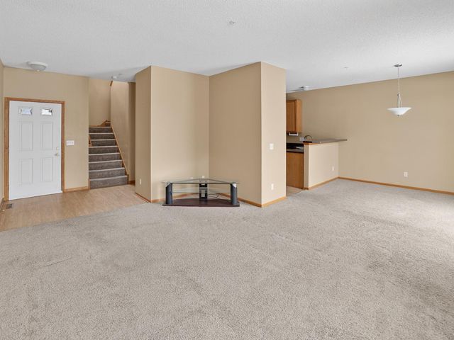 5130 Holly Lane N 2, Plymouth, MN 55446