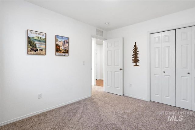 19631 Nanticoke Ave, Caldwell, ID 83605
