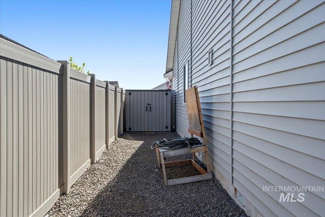 19631 Nanticoke Ave, Caldwell, ID 83605