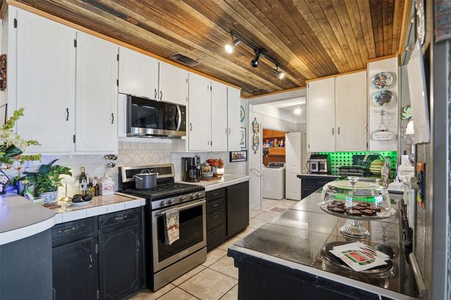 336 S 8th Avenue, Palo Pinto, TX 76484