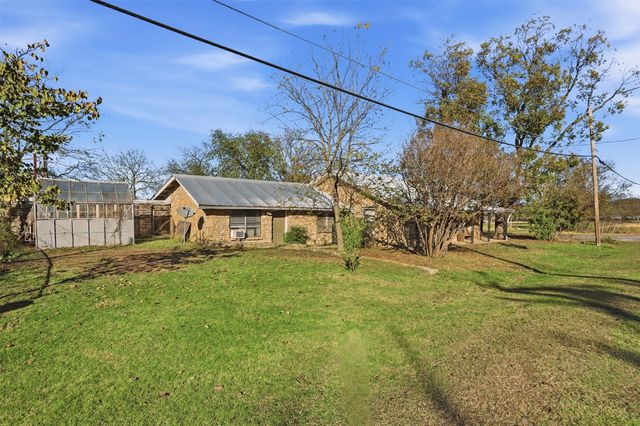 336 S 8th Avenue, Palo Pinto, TX 76484