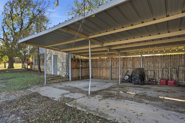 336 S 8th Avenue, Palo Pinto, TX 76484