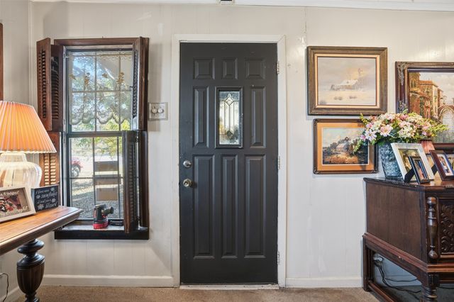 336 S 8th Avenue, Palo Pinto, TX 76484