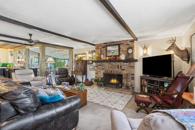 336 S 8th Avenue, Palo Pinto, TX 76484