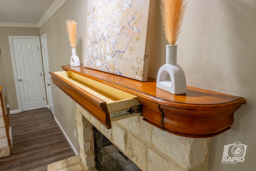Image 14 of property listing at 117 Inwood Drive, San Angelo, TX 76903