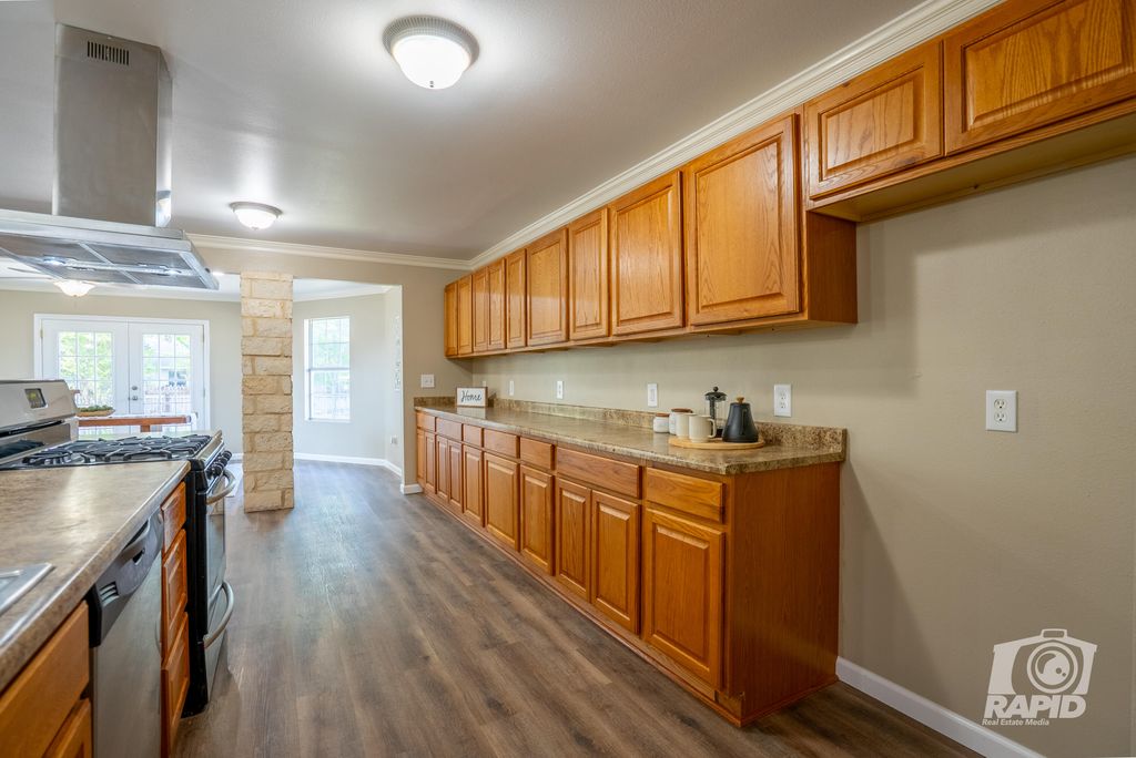 Image 17 of property listing at 117 Inwood Drive, San Angelo, TX 76903