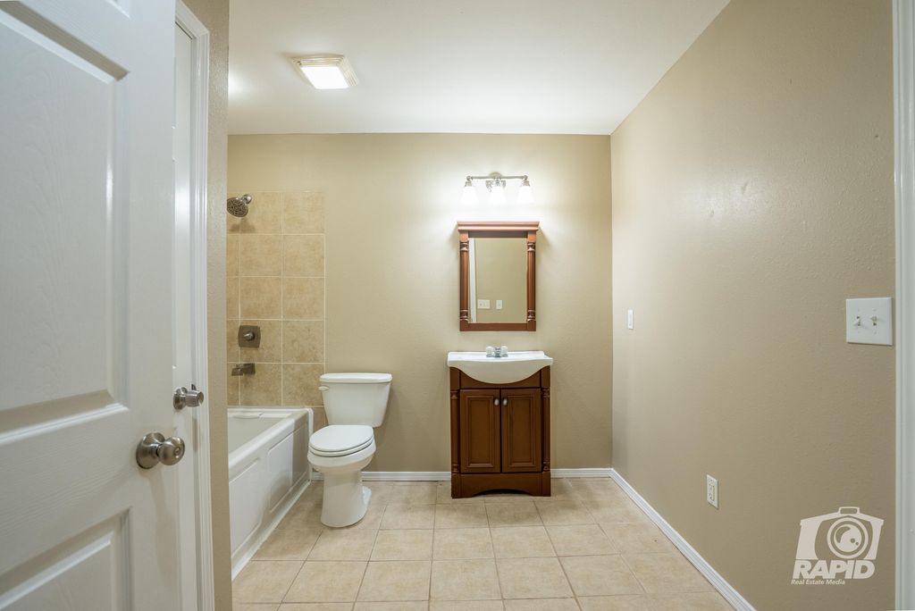Image 28 of property listing at 117 Inwood Drive, San Angelo, TX 76903