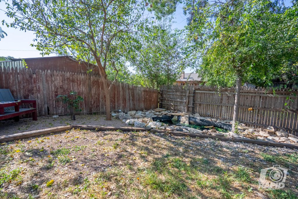 Image 37 of property listing at 117 Inwood Drive, San Angelo, TX 76903