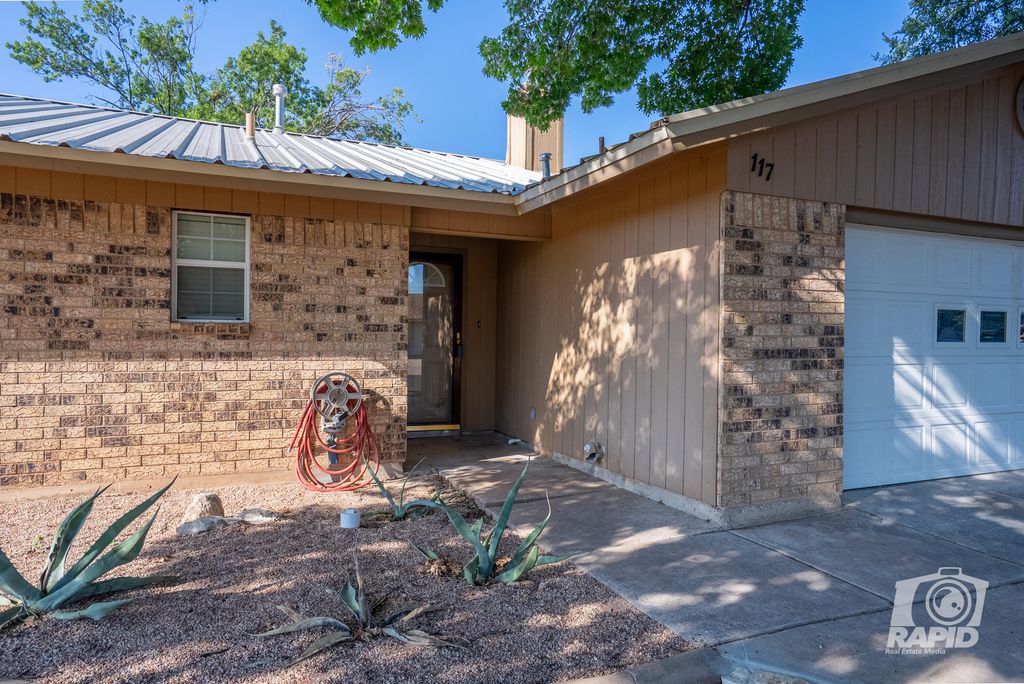 Image 6 of property listing at 117 Inwood Drive, San Angelo, TX 76903