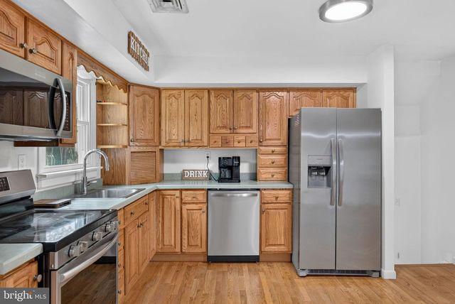 3903 CHESTNUT ST, Camp Hill, PA 17011