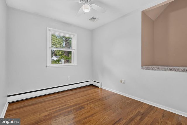 3903 CHESTNUT ST, Camp Hill, PA 17011