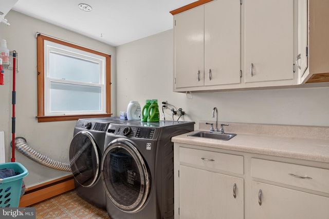 3903 CHESTNUT ST, Camp Hill, PA 17011