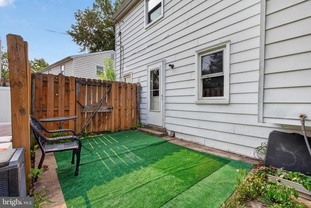 3903 CHESTNUT ST, Camp Hill, PA 17011