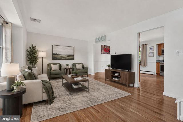 3903 CHESTNUT ST, Camp Hill, PA 17011