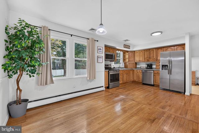 3903 CHESTNUT ST, Camp Hill, PA 17011