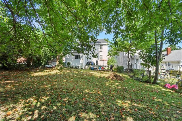 3549 Meadow Avenue, Cheviot, OH 45211