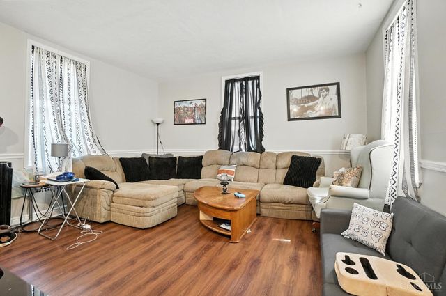 3549 Meadow Avenue, Cheviot, OH 45211