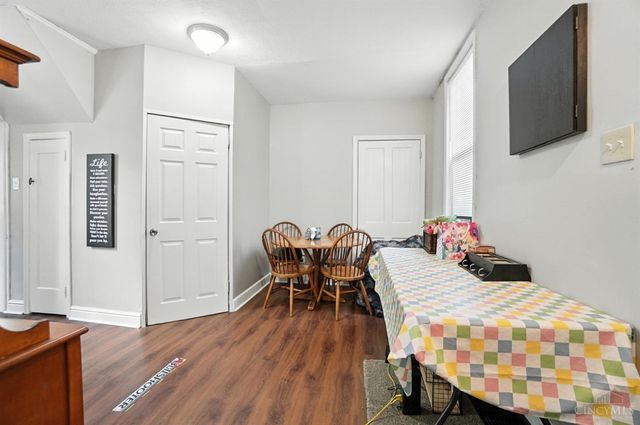 3549 Meadow Avenue, Cheviot, OH 45211