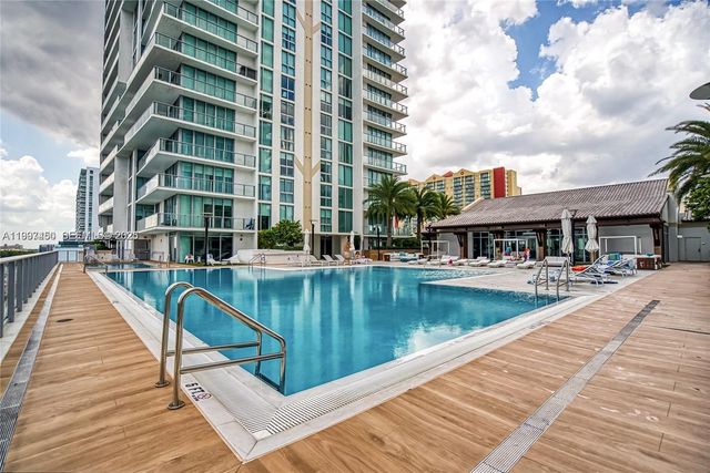 330 Sunny Isles Boulevard 52102, Sunny Isles Beach, FL 33160