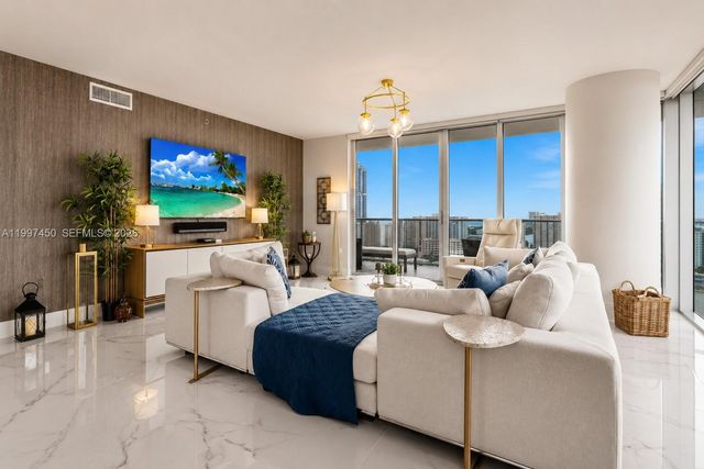 330 Sunny Isles Boulevard 52102, Sunny Isles Beach, FL 33160