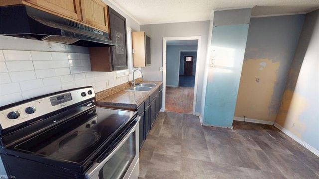 1128 Hugo ST, Norfolk, VA 23513