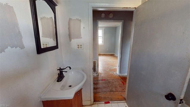 1128 Hugo ST, Norfolk, VA 23513