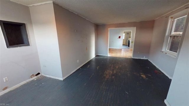 1128 Hugo ST, Norfolk, VA 23513