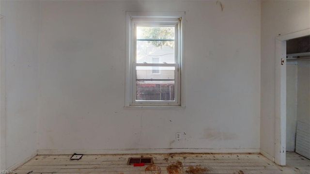 1128 Hugo ST, Norfolk, VA 23513