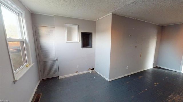 1128 Hugo ST, Norfolk, VA 23513