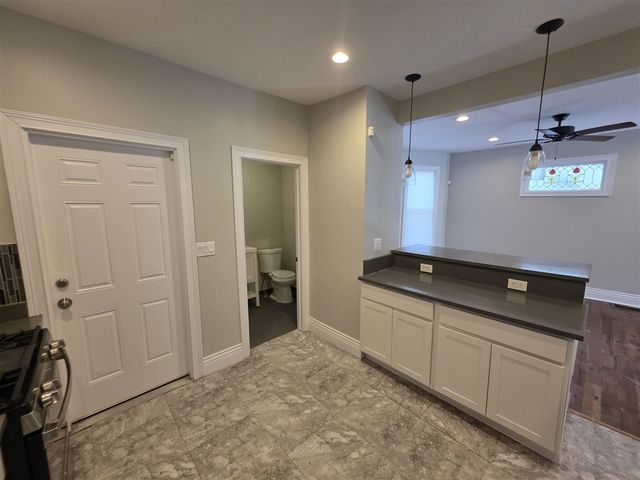 2493 Fischer Street, Detroit, MI 48214