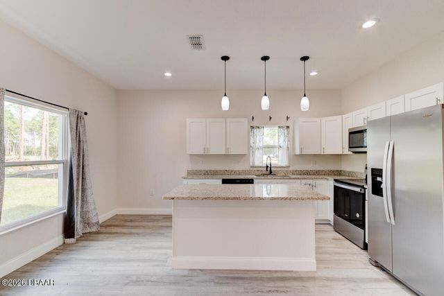 1680 9th Avenue, Deland, FL 32724