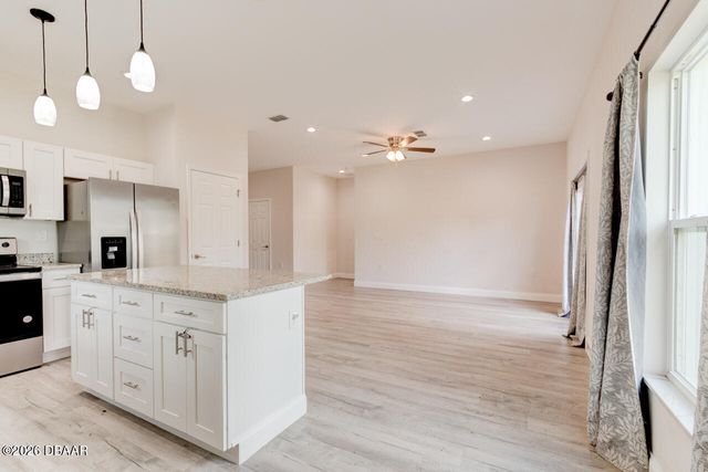 1680 9th Avenue, Deland, FL 32724