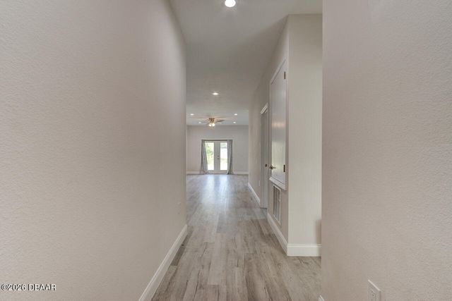 1680 9th Avenue, Deland, FL 32724