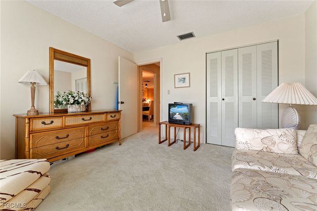 7086 Nantucket CIR 6, North Fort Myers, FL 33917