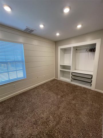 2917 Roxboro Road, Euless, TX 76039