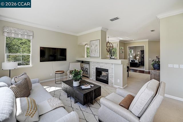 2886 Saklan Indian Dr, Walnut Creek, CA 94595