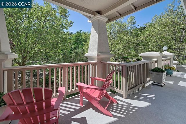 2886 Saklan Indian Dr, Walnut Creek, CA 94595