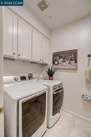 2886 Saklan Indian Dr, Walnut Creek, CA 94595