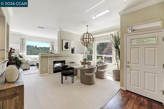 2886 Saklan Indian Dr, Walnut Creek, CA 94595