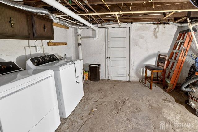 53 Sanhican Drive, Trenton, NJ 08618