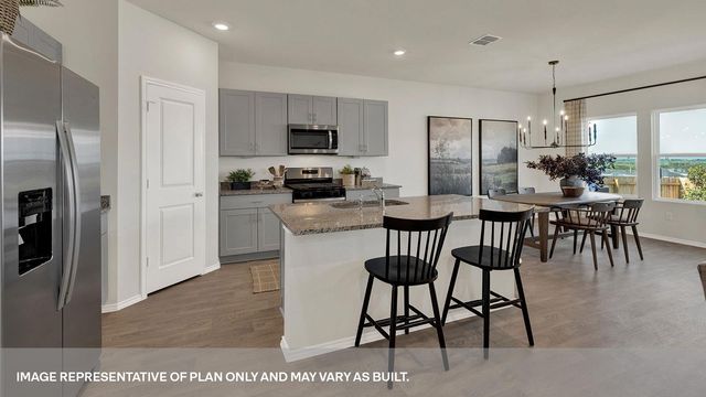 203 LANGSTON DR, Maxwell, TX 78656