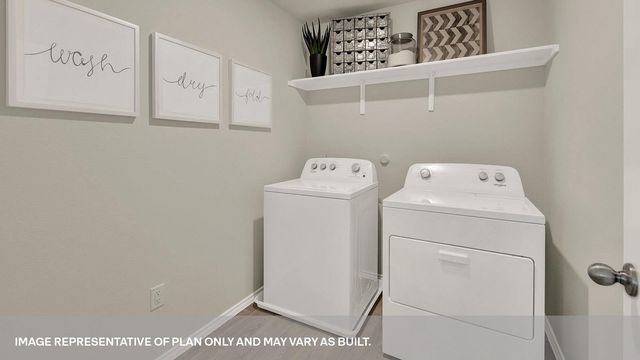 203 LANGSTON DR, Maxwell, TX 78656
