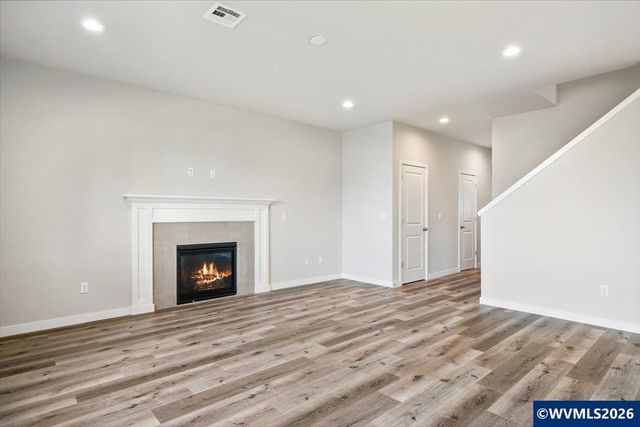 7076 SE Pinot Noir Dr, Corvallis, OR 97330