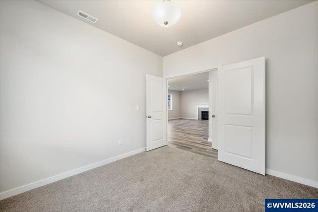 7076 SE Pinot Noir Dr, Corvallis, OR 97330