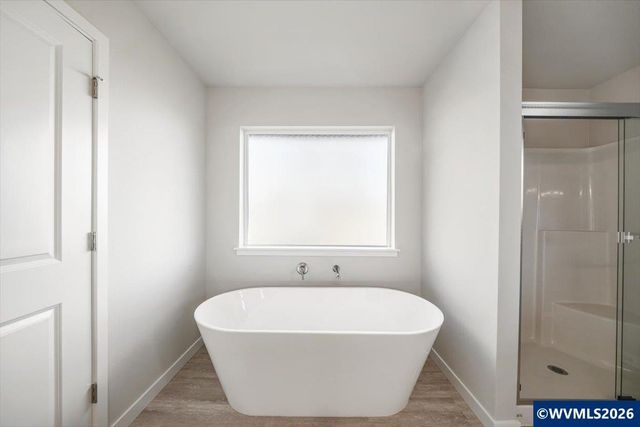 7076 SE Pinot Noir Dr, Corvallis, OR 97330