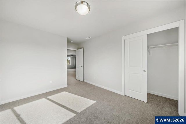 7076 SE Pinot Noir Dr, Corvallis, OR 97330