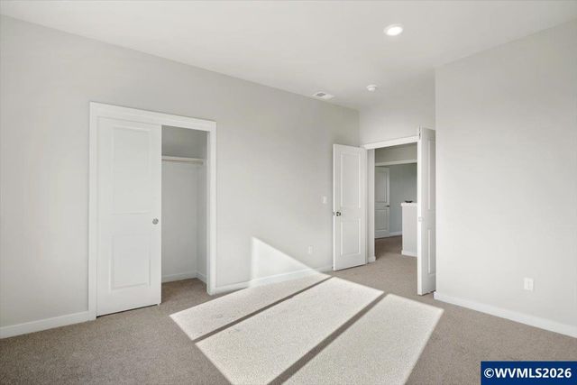 7076 SE Pinot Noir Dr, Corvallis, OR 97330