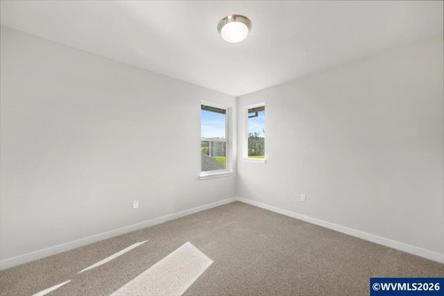 7076 SE Pinot Noir Dr, Corvallis, OR 97330