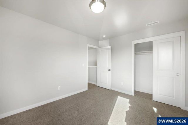 7076 SE Pinot Noir Dr, Corvallis, OR 97330