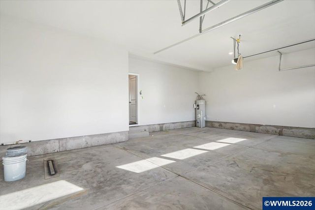 7076 SE Pinot Noir Dr, Corvallis, OR 97330